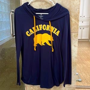 California Golden Bears hooded long sleeve tee